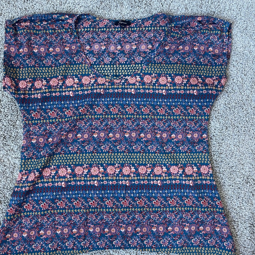 Soprano Flowy Short Sleeve Shirt | Size M